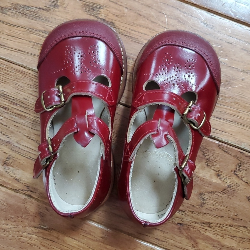 Vintage stride Rite red t strap mary janes shoes - Picture 4 of 9